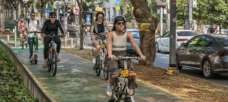 Bike riders